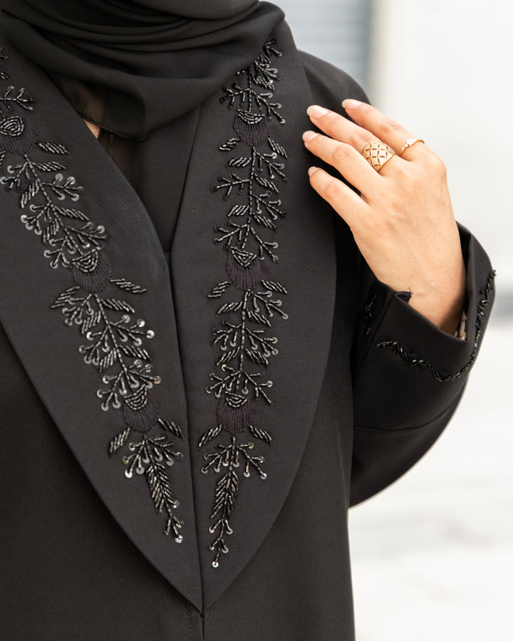 Black Emirati Abaya